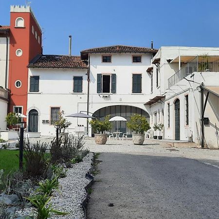 Country Esmera Desenzano del Garda Exteriör bild